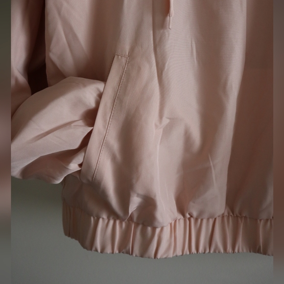 Forever21 satin track jacket with hoodie Pink sz S relax fit - Picture 6 of 14